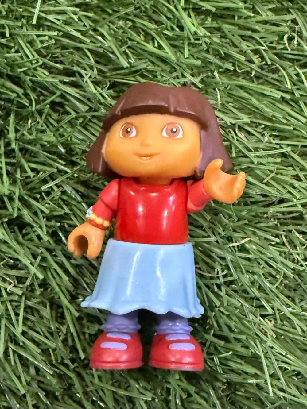 Dora The Explorer plastic figurine Toy